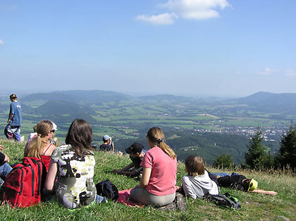 Vych�zka druhostup��k� na Velk� Javorn�k