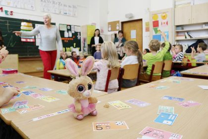 Den otevench dve na Sedmikrsce